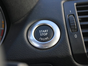 20111-Series M Coupe п؅^