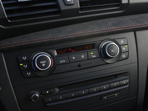 20111-Series M Coupe п؅^