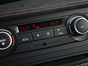 20111-Series M Coupe п؅^