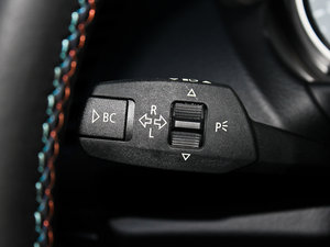 20111-Series M Coupe п؅^