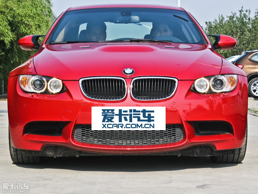 2010RM3pT 4.0 V8 25ذ