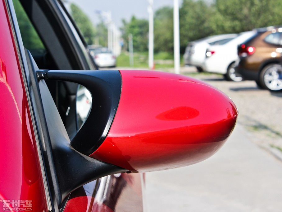 2010RM3pT 4.0 V8 25ذ