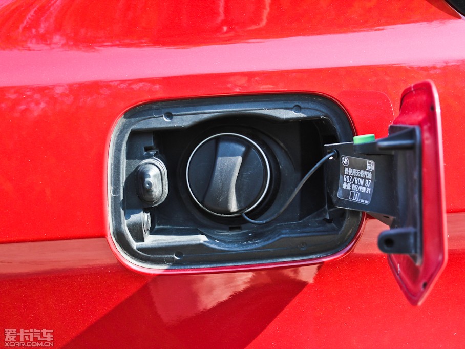 2010RM3pT 4.0 V8 25ذ