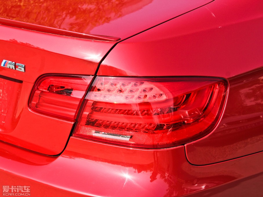 2010RM3pT 4.0 V8 25ذ