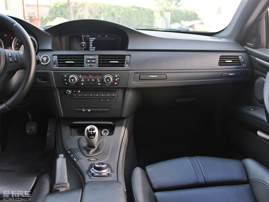 2010RM3pT 4.0 V8 25ذ