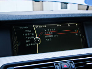 2012款4.4 V8 中控台显示屏