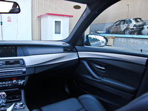 2012款4.4 V8 中控区