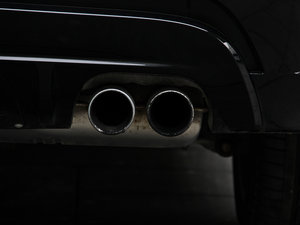 2010款4.4 V8 细节外观