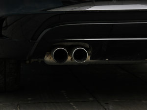 2010款4.4 V8 细节外观