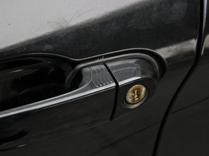 2010款4.4 V8 细节外观