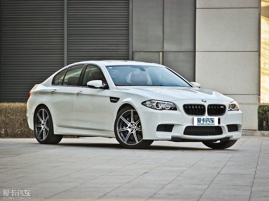 2014M5 4.4 V8 