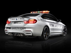 2014DTM Safety Car w^