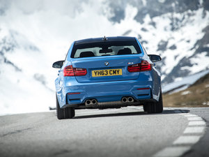 2014Saloon (UK-Version) w^