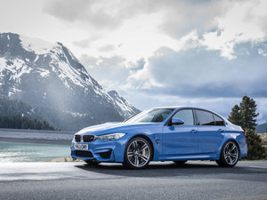 2014Saloon (UK-Version) w^