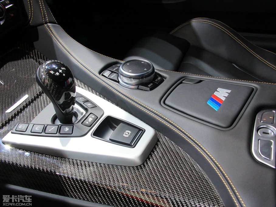 2015��RM6�p�T 4.4T Coupe