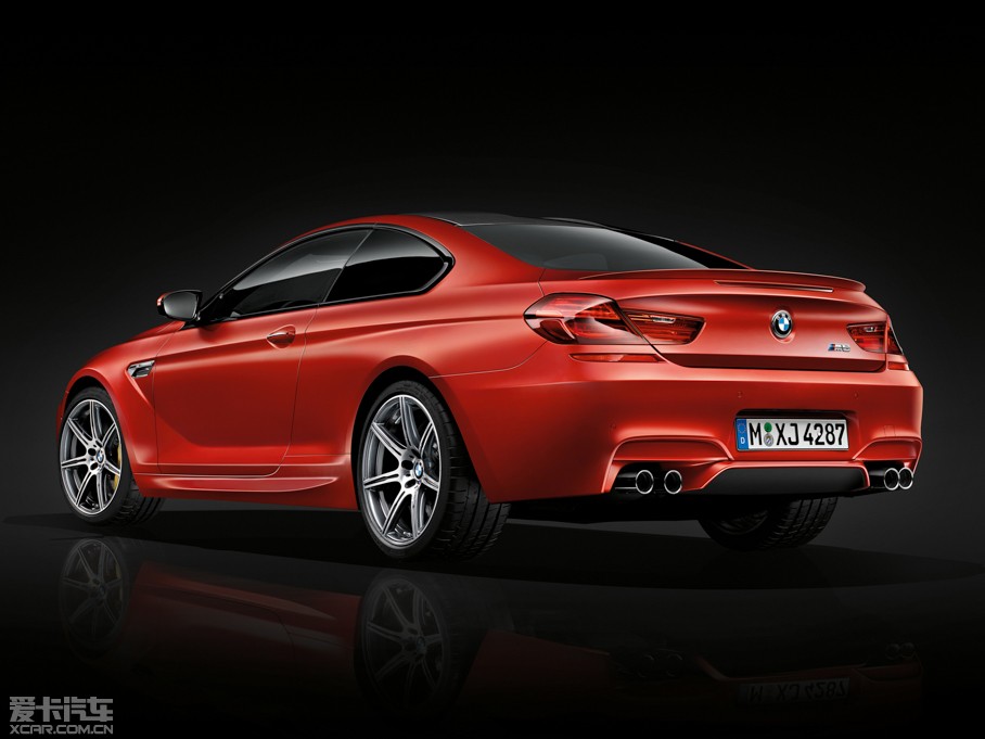 2015M6˫ 4.4T Coupe