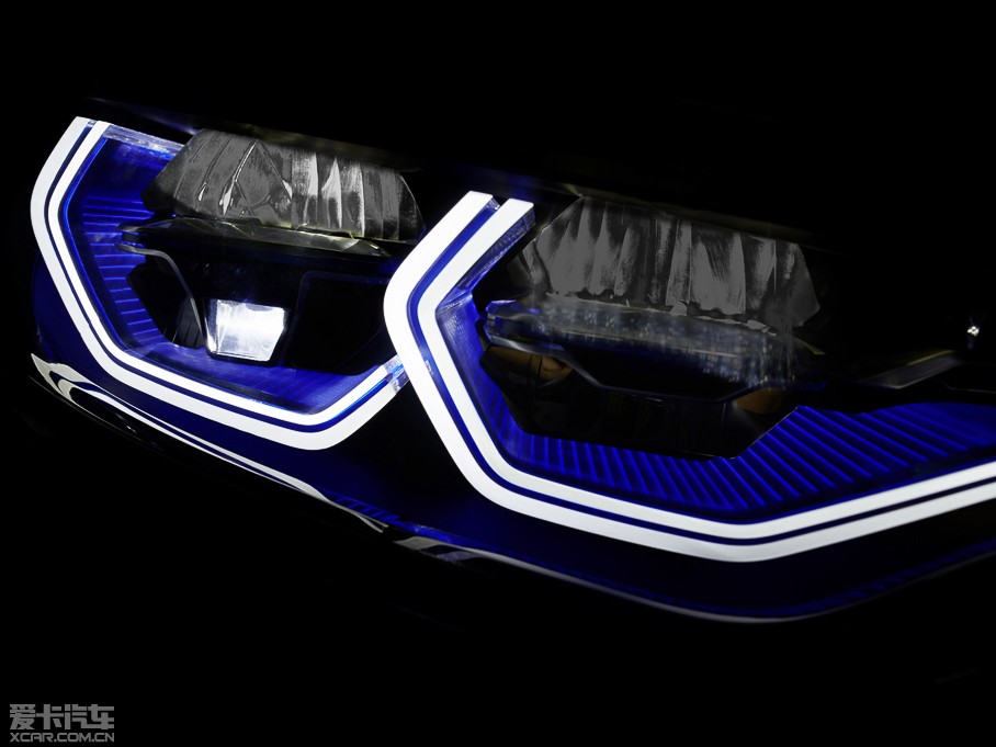 2015RM4 Iconic Lights܇