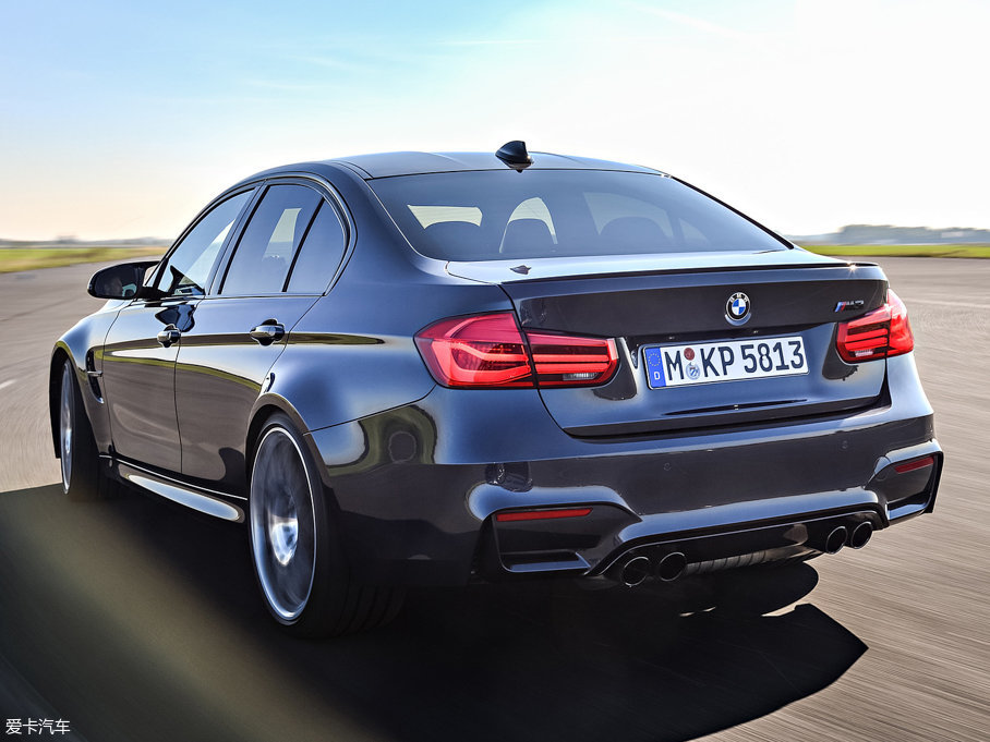 2016��RM3 30�����؄e��