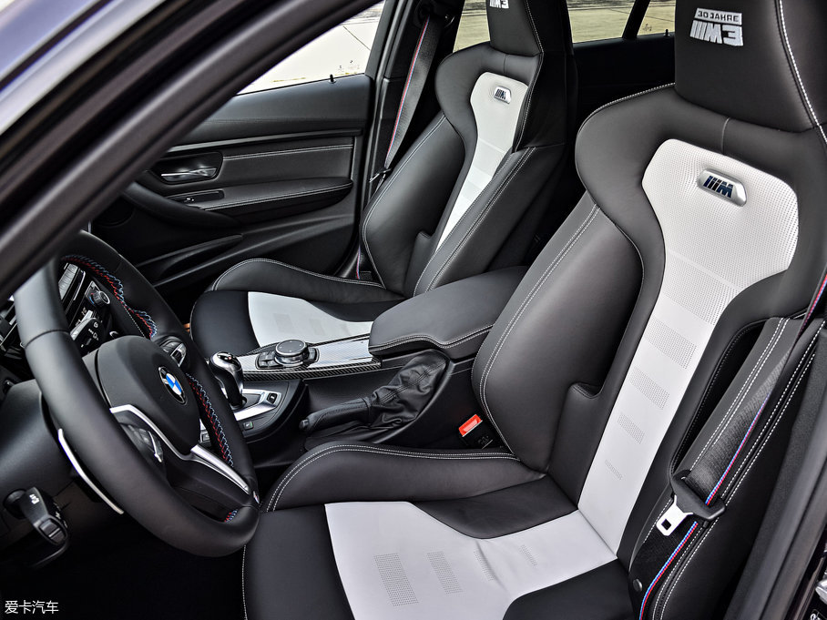 2016��RM3 30�����؄e��