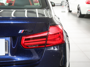 2016款3.0T 尾灯