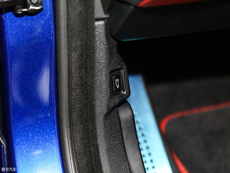 2015RM6T Gran Coupe