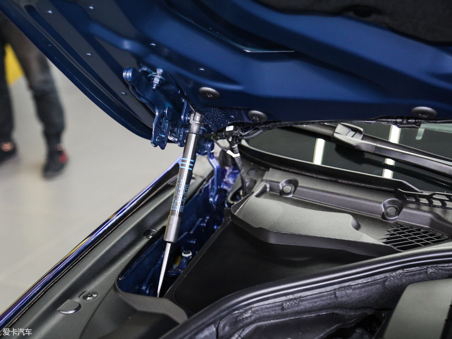 2015RM6T Gran Coupe