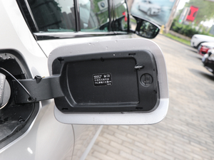 20184.4T V8 (x)(ji)^