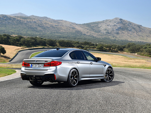 2018M5 Competition w^