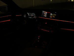 2018款4.4T V8 空间座椅