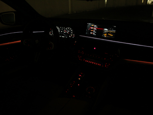 2018款4.4T V8 空间座椅