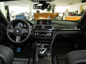 2017款3.0T 车迷限量版 内饰全景