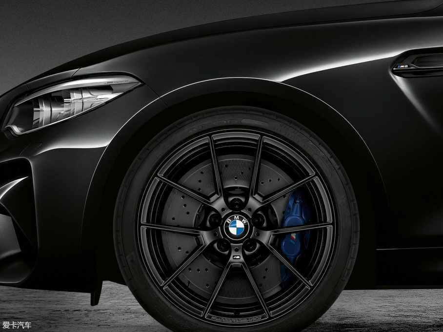 2018RM2 Coupe Black Shadow