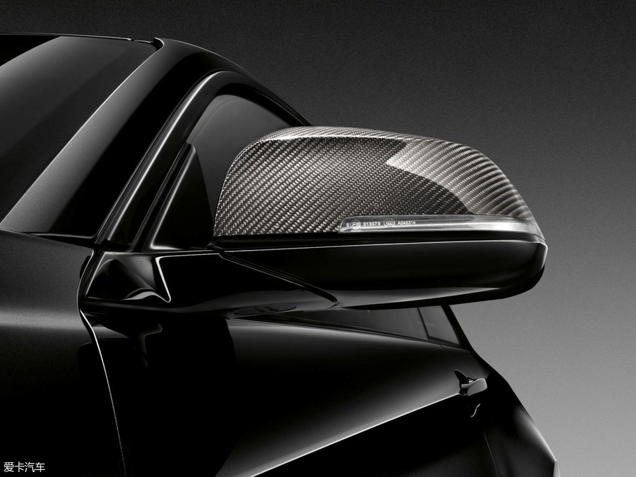 2018RM2 Coupe Black Shadow