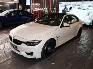 2018款3.0T 车迷限量版 左前45度