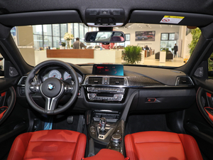 2018款3.0T 内饰全景