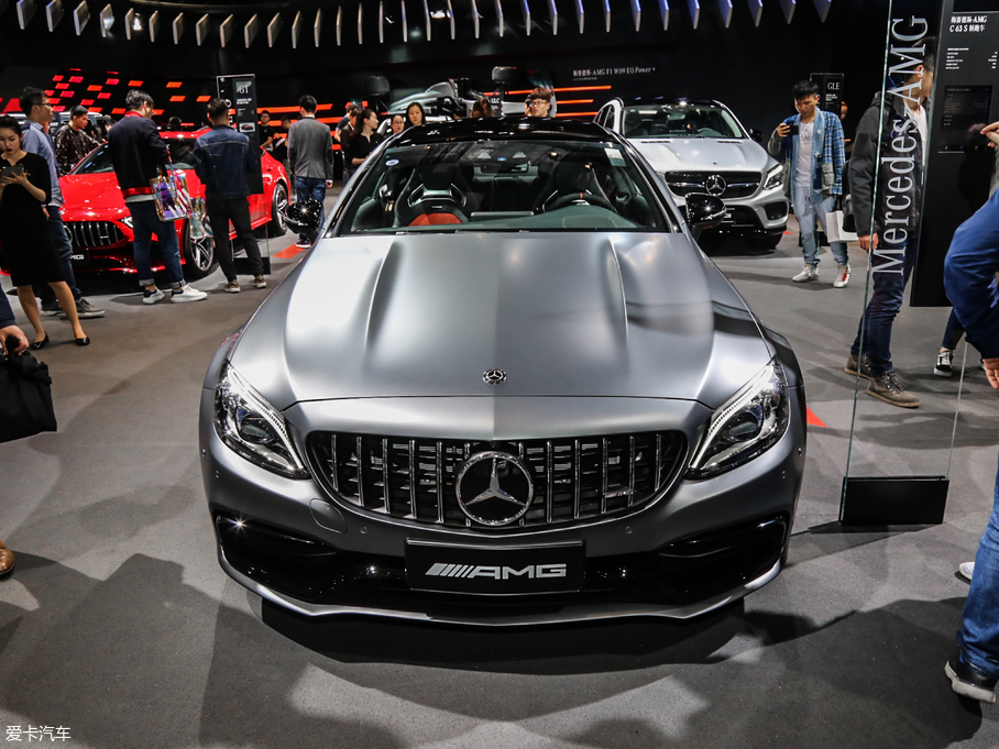 2019��YC��AMG AMG C 63 S �I��܇