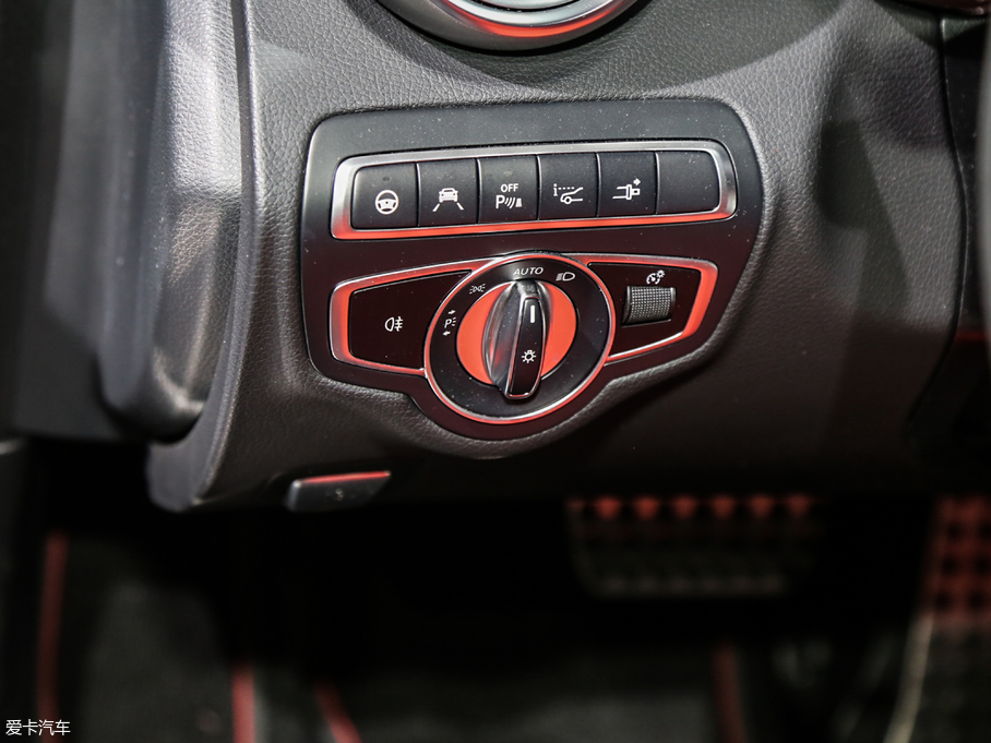 2019��YC��AMG AMG C 63 S �I��܇