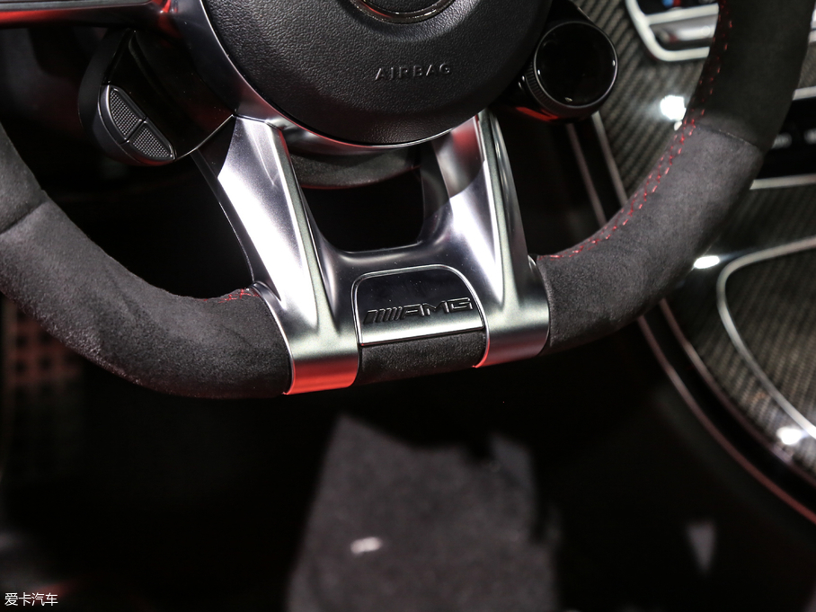 2019��YC��AMG AMG C 63 S �I��܇