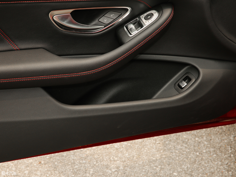 2019��YC��AMG AMG C 43 4MATIC �I��܇