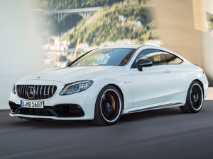 2019A(y)MG C 63 S I܇ w^