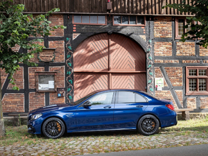 2019A(y)MG C 63 S w^