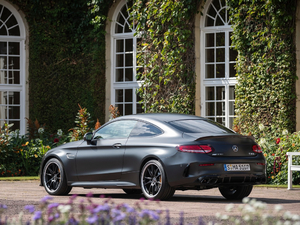 2019AMG C 63 S I܇ w^