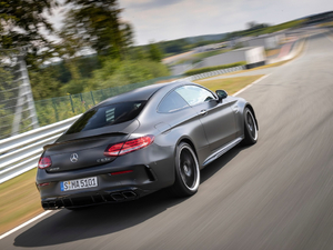 2019AMG C 63 S I܇ w^