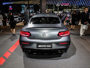 2019A(y)MG C 63 S I܇ 	