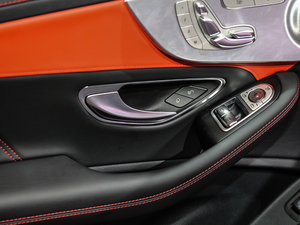 2019AMG C 63 S I܇ g