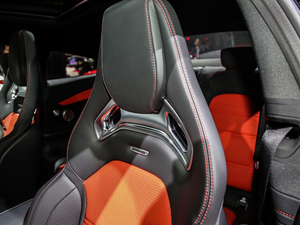 2019AMG C 63 S I܇ g