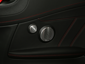 2019AMG C 43 4MATIC I܇ g