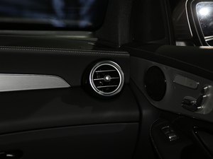 2018AMG GLC 63 4MATIC+ п؅^