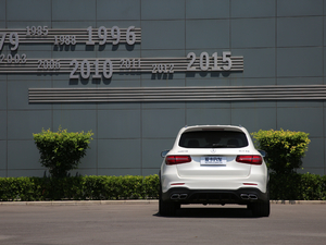 2018AMG GLC 63 4MATIC+ w^