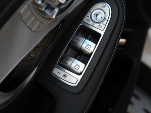 2018AMG GLC 63 4MATIC+ п؅^